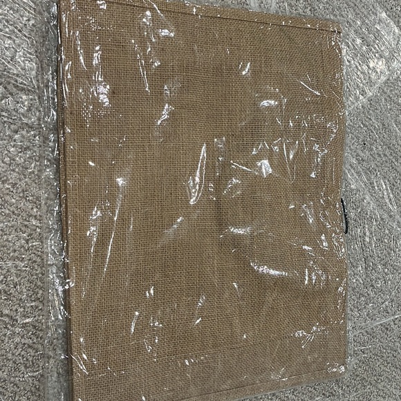 Jessie James Decker Kittenish Tote Bag - Picture 2 of 2